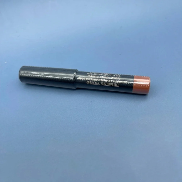 Mini NUDESTIX Magnetic Matte Lip Pencil in Go Girl, Travel Size, NWT - Picture 5 of 7
